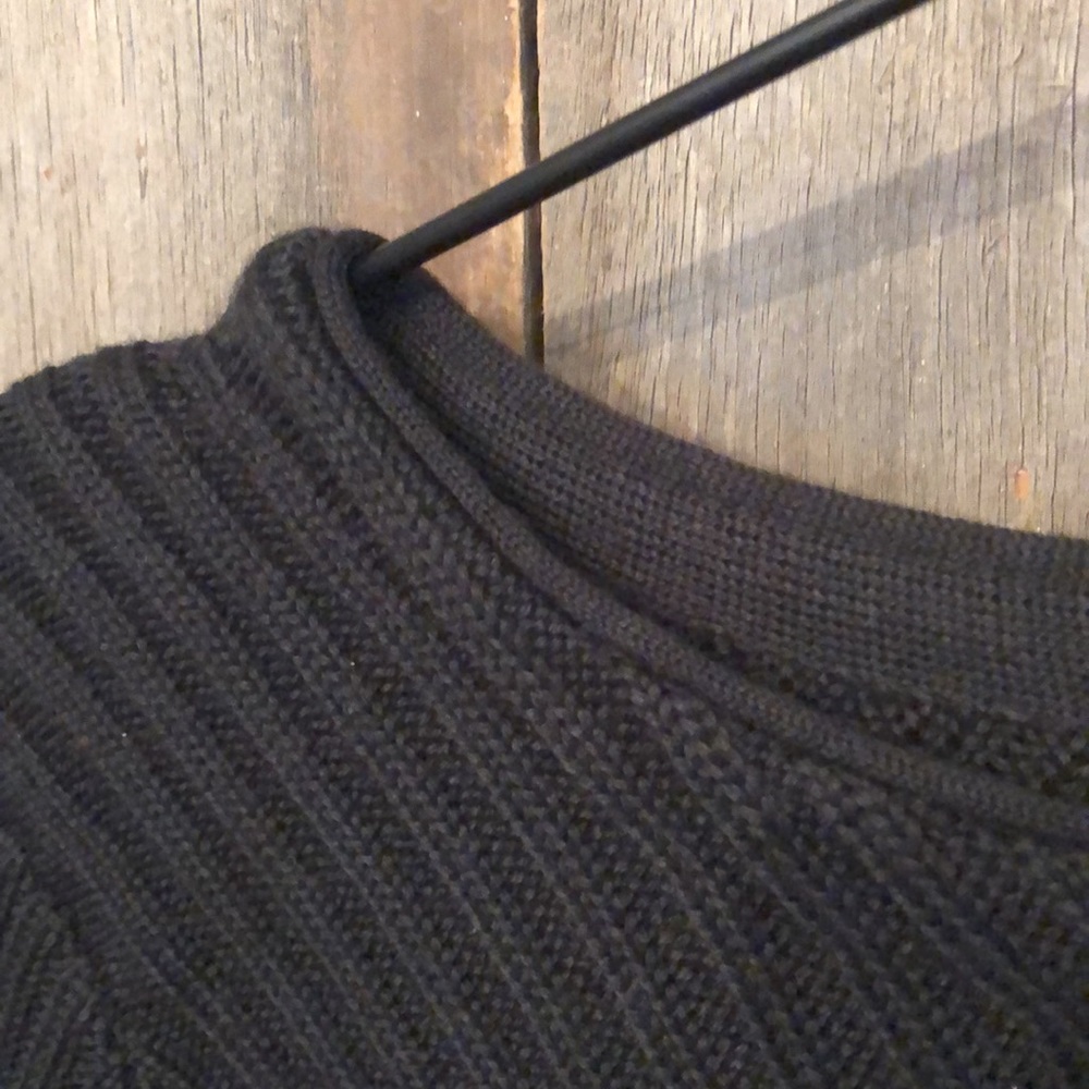 Moda International Black Ribbed Sweater Size Medium - Picture 3 of 11